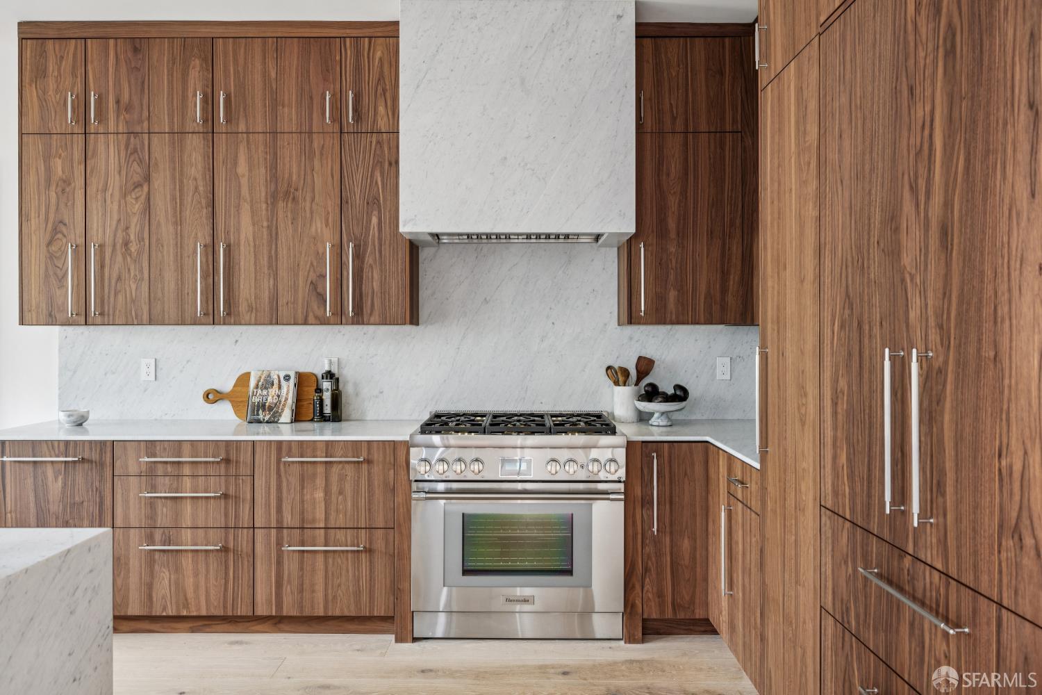 Detail Gallery Image 15 of 71 For 2988 Washington St, San Francisco,  CA 94115 - 2 Beds | 1/1 Baths