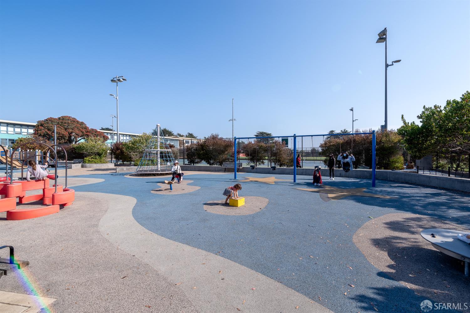 Detail Gallery Image 45 of 74 For 1983 42nd Ave, San Francisco,  CA 94116 - 4 Beds | 2/1 Baths