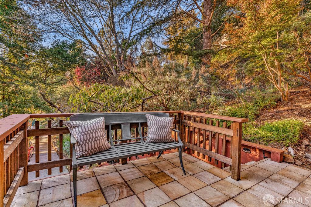 Detail Gallery Image 57 of 58 For 1647 Trestle Glen Rd, Oakland,  CA 94610 - 4 Beds | 2/1 Baths