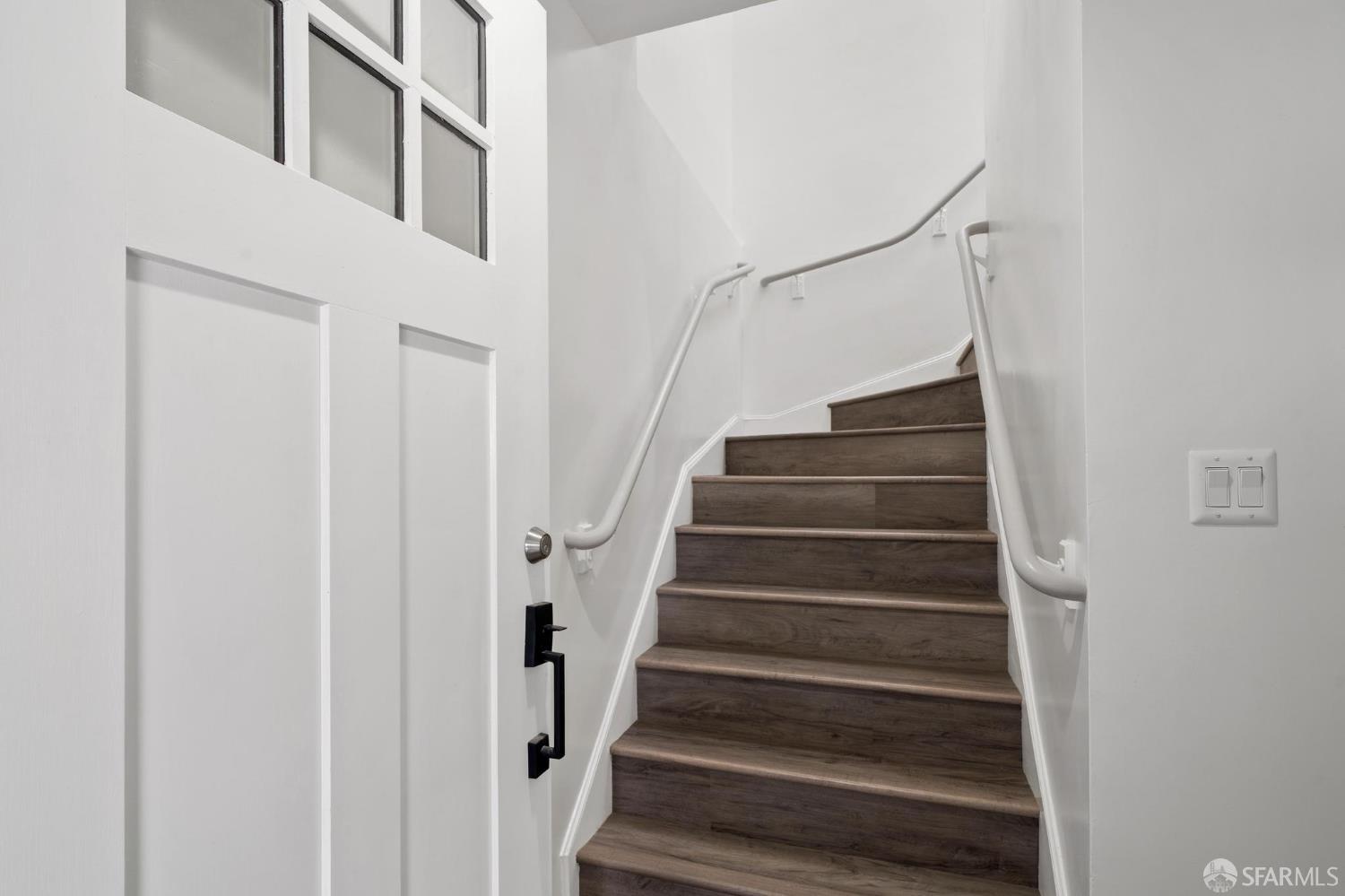 Detail Gallery Image 5 of 74 For 1983 42nd Ave, San Francisco,  CA 94116 - 4 Beds | 2/1 Baths