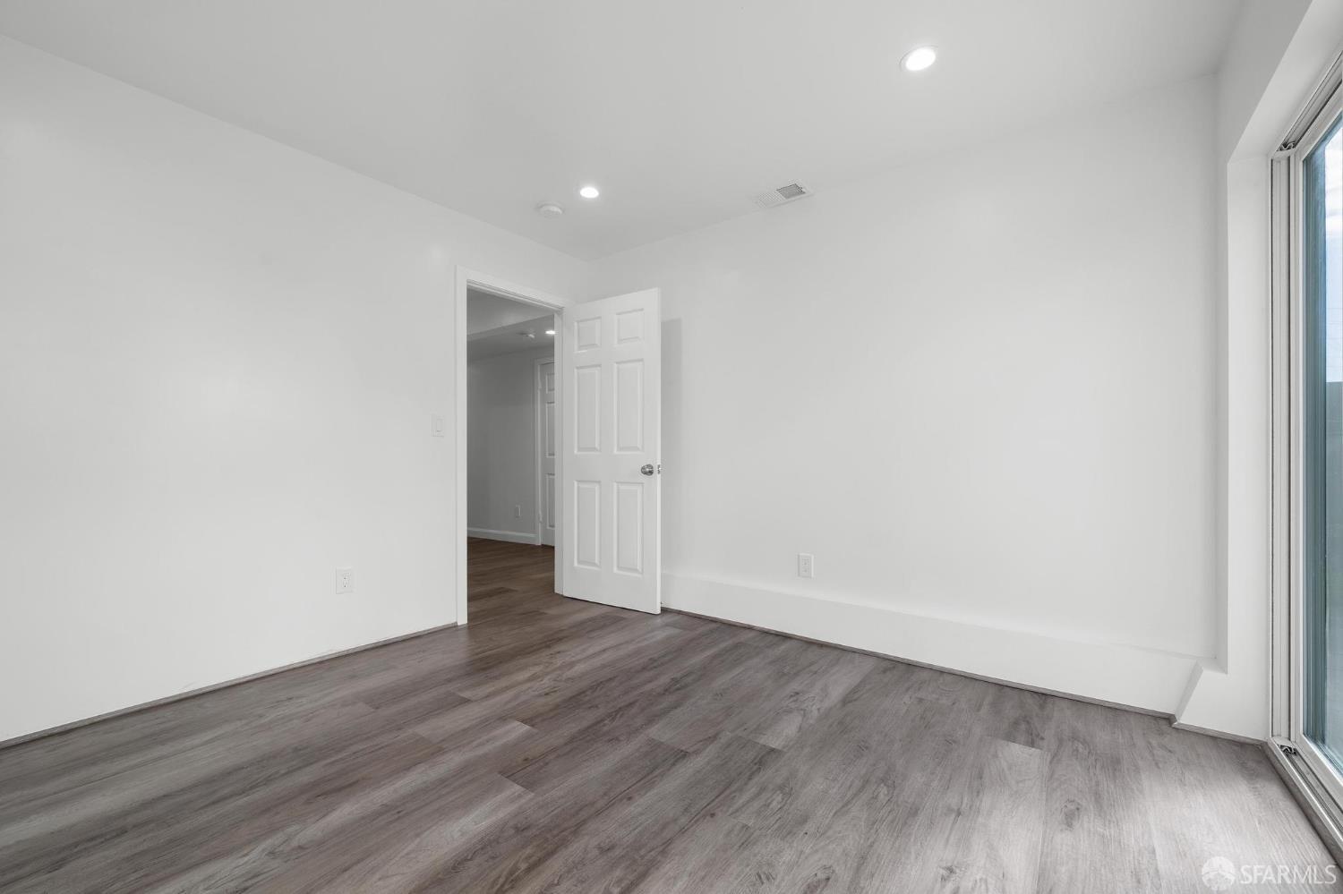 Detail Gallery Image 25 of 74 For 1983 42nd Ave, San Francisco,  CA 94116 - 4 Beds | 2/1 Baths