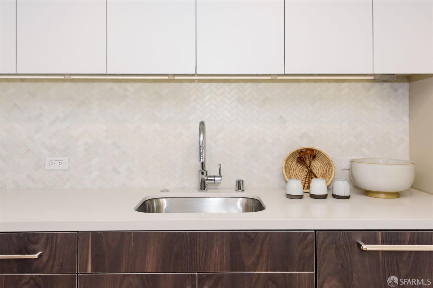 Photo #14: 425077616 Listing: Photo #14