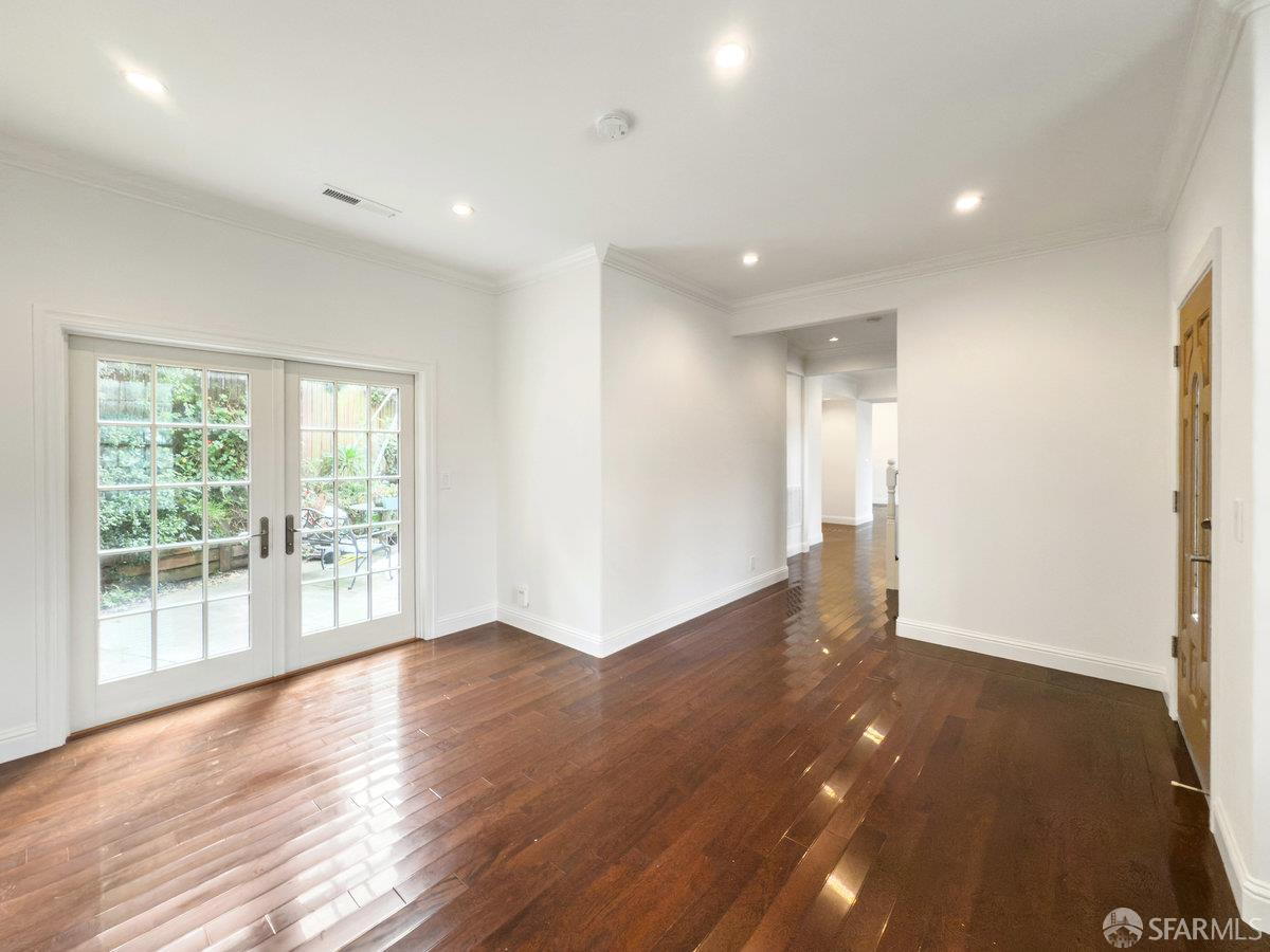 Detail Gallery Image 4 of 38 For 1325 Portola Dr, San Francisco,  CA 94127 - 5 Beds | 3/1 Baths