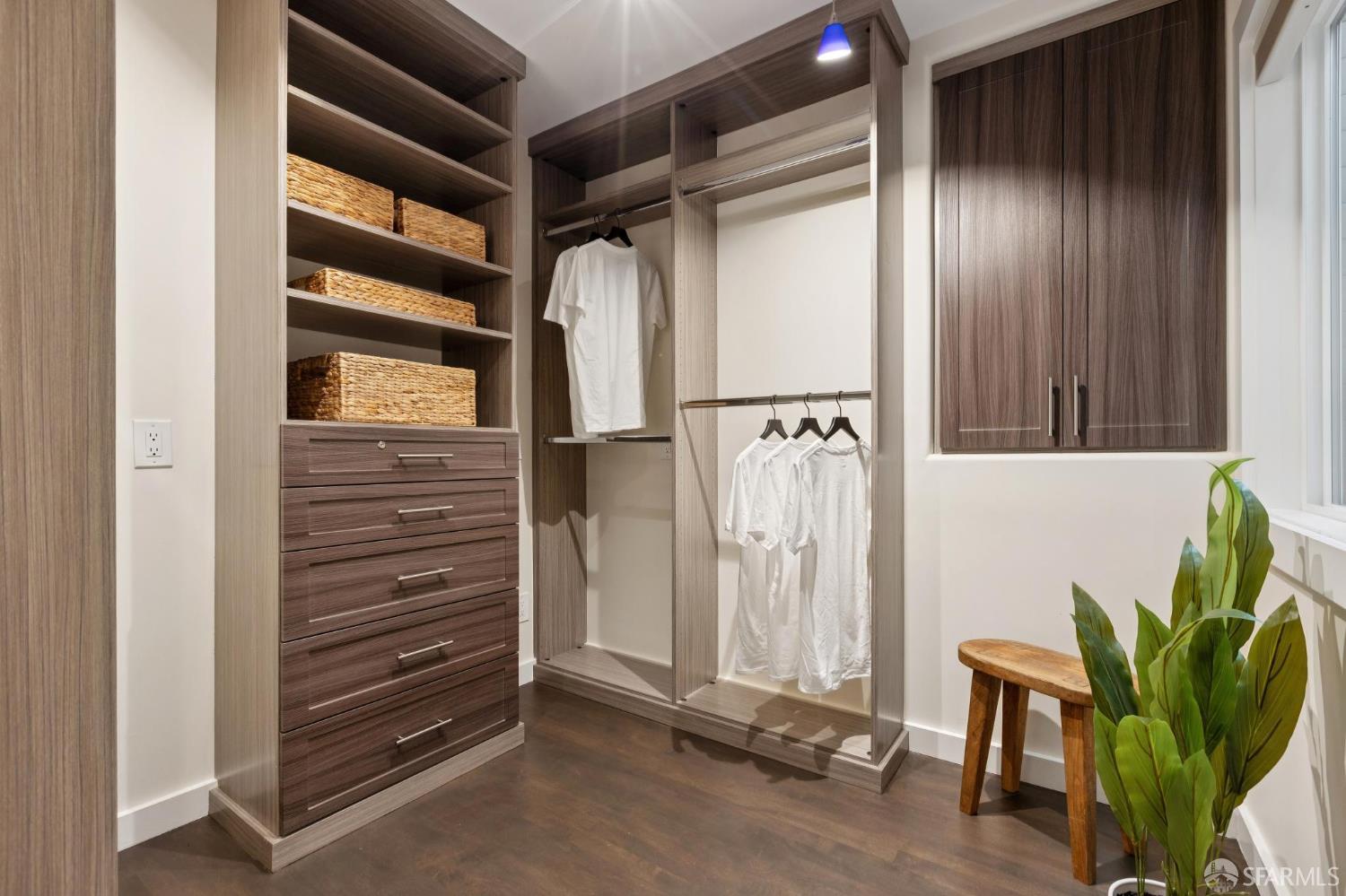 Detail Gallery Image 41 of 82 For 2123 Funston Ave, San Francisco,  CA 94116 - 4 Beds | 3/1 Baths