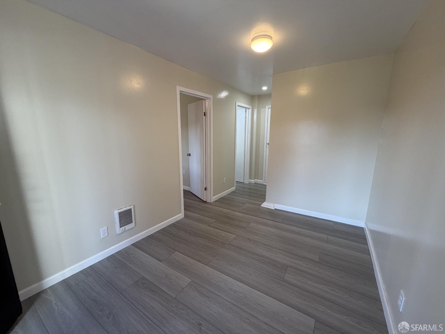 Detail Gallery Image 16 of 24 For 65 Minerva St, San Francisco,  CA 94112 - 3 Beds | 1 Baths