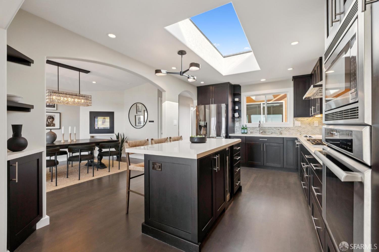 Detail Gallery Image 20 of 82 For 2123 Funston Ave, San Francisco,  CA 94116 - 4 Beds | 3/1 Baths