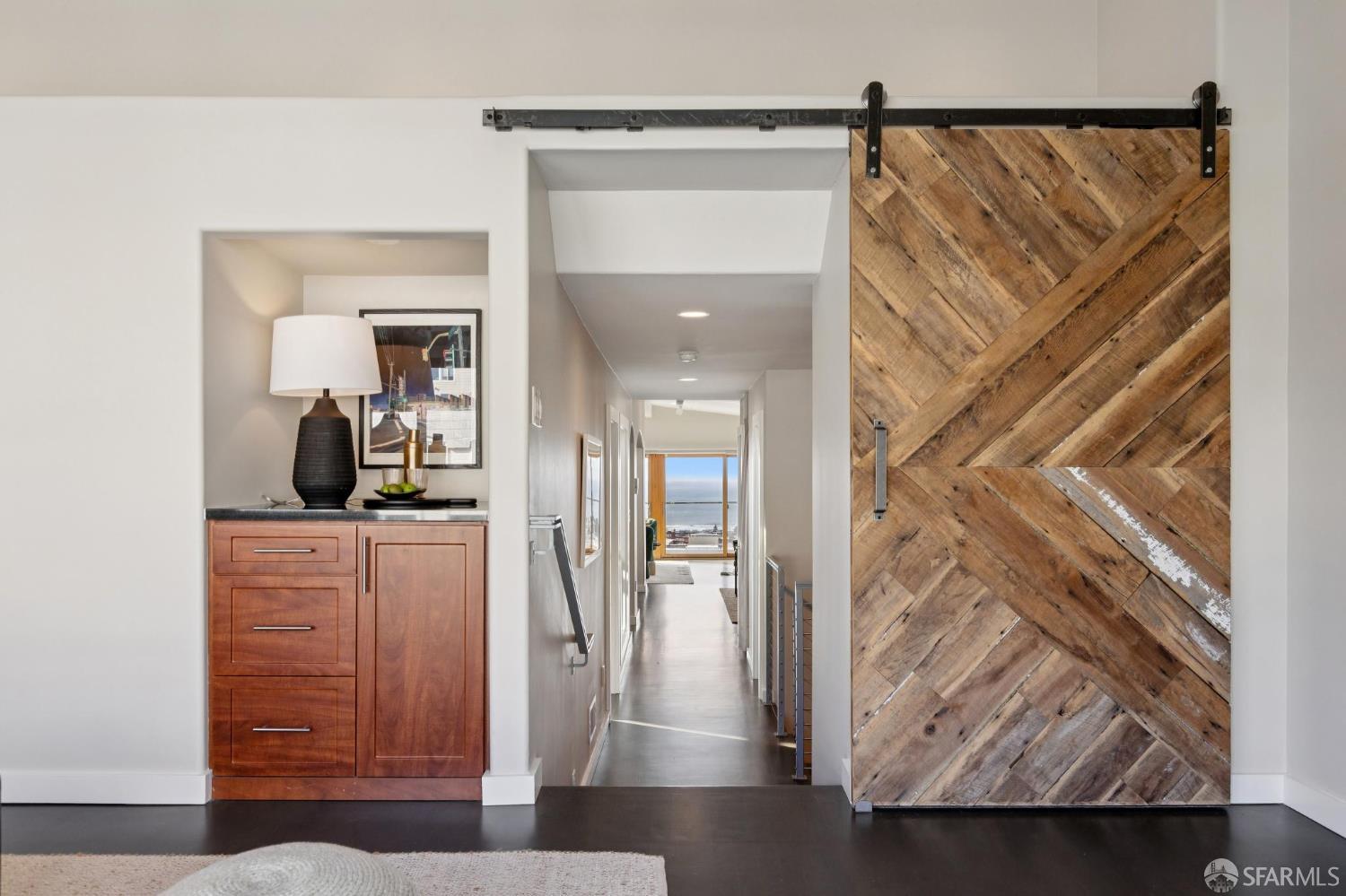 Detail Gallery Image 11 of 82 For 2123 Funston Ave, San Francisco,  CA 94116 - 4 Beds | 3/1 Baths