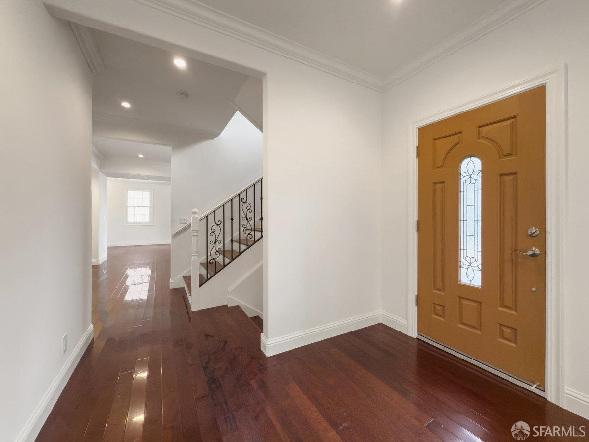 Detail Gallery Image 3 of 38 For 1325 Portola Dr, San Francisco,  CA 94127 - 5 Beds | 3/1 Baths