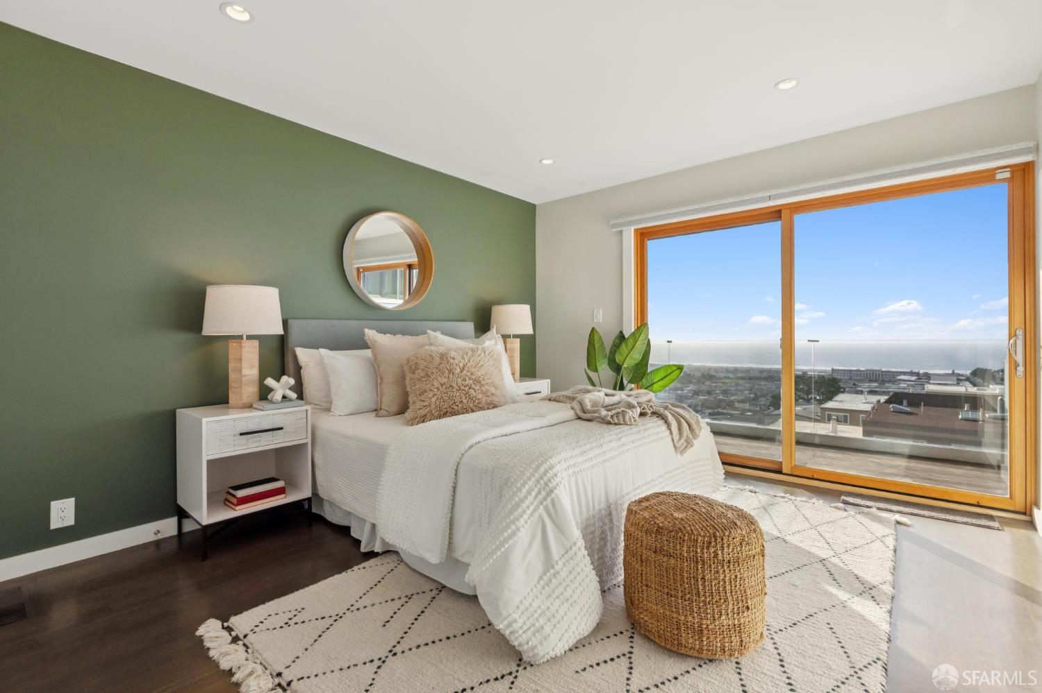 Detail Gallery Image 51 of 82 For 2123 Funston Ave, San Francisco,  CA 94116 - 4 Beds | 3/1 Baths