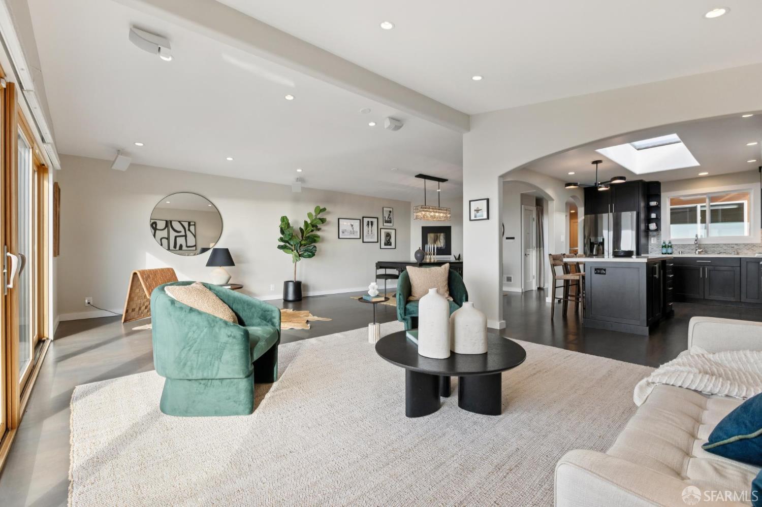 Detail Gallery Image 29 of 82 For 2123 Funston Ave, San Francisco,  CA 94116 - 4 Beds | 3/1 Baths