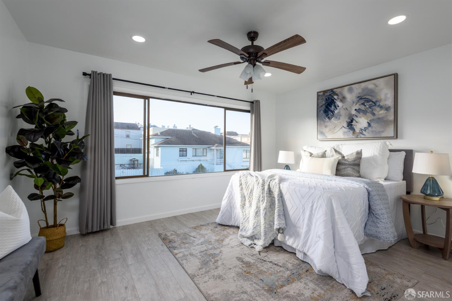 Detail Gallery Image 12 of 25 For 691 Stoneyford Dr, Daly City,  CA 94015 - 6 Beds | 3 Baths