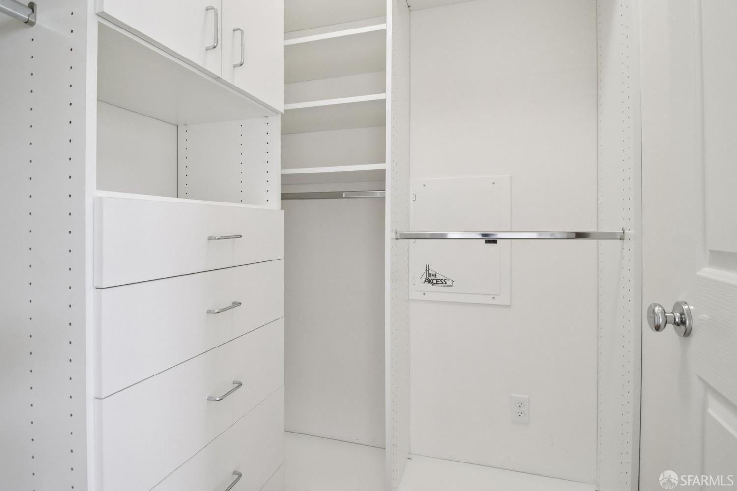 Detail Gallery Image 26 of 41 For 1297 Coyote Creek Way, Milpitas,  CA 95035 - 3 Beds | 2/1 Baths