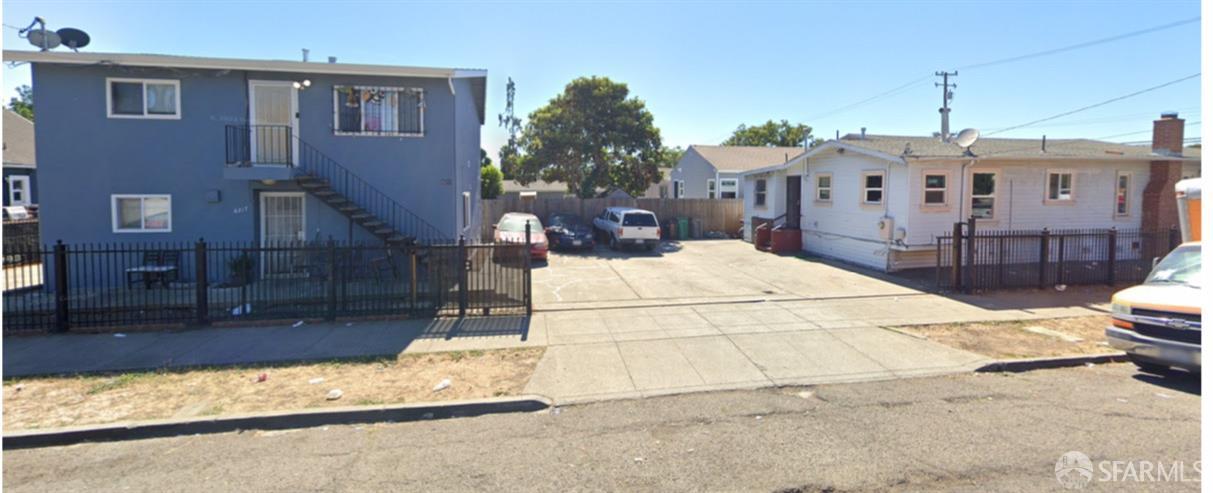 Detail Gallery Image 10 of 10 For 1974 82nd Ave, Oakland,  CA 94621 - – Beds | – Baths