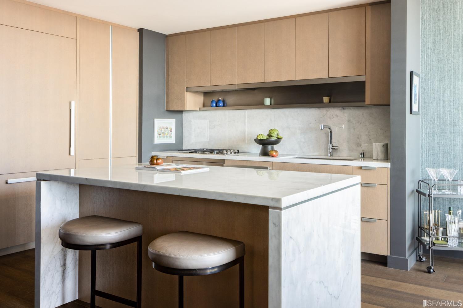 Detail Gallery Image 2 of 21 For 488 Folsom St #4904,  San Francisco,  CA 94105 - 1 Beds | 1/1 Baths