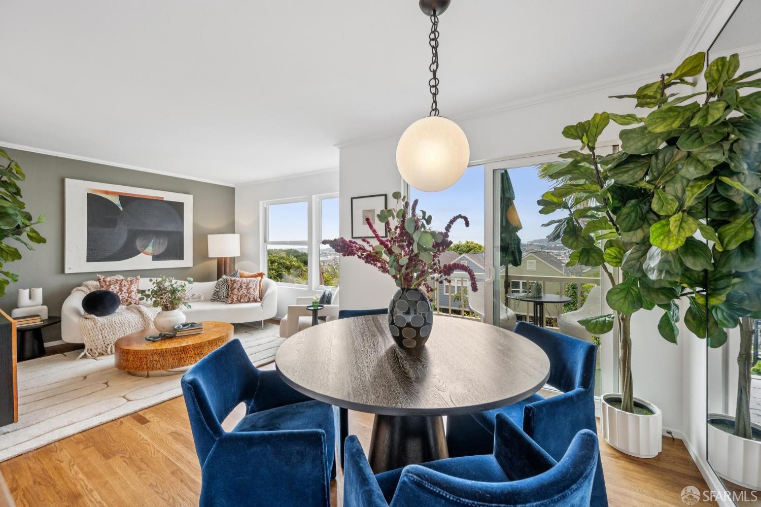 Detail Gallery Image 2 of 41 For 11 Littlefield Ter, San Francisco,  CA 94107 - 3 Beds | 1 Baths