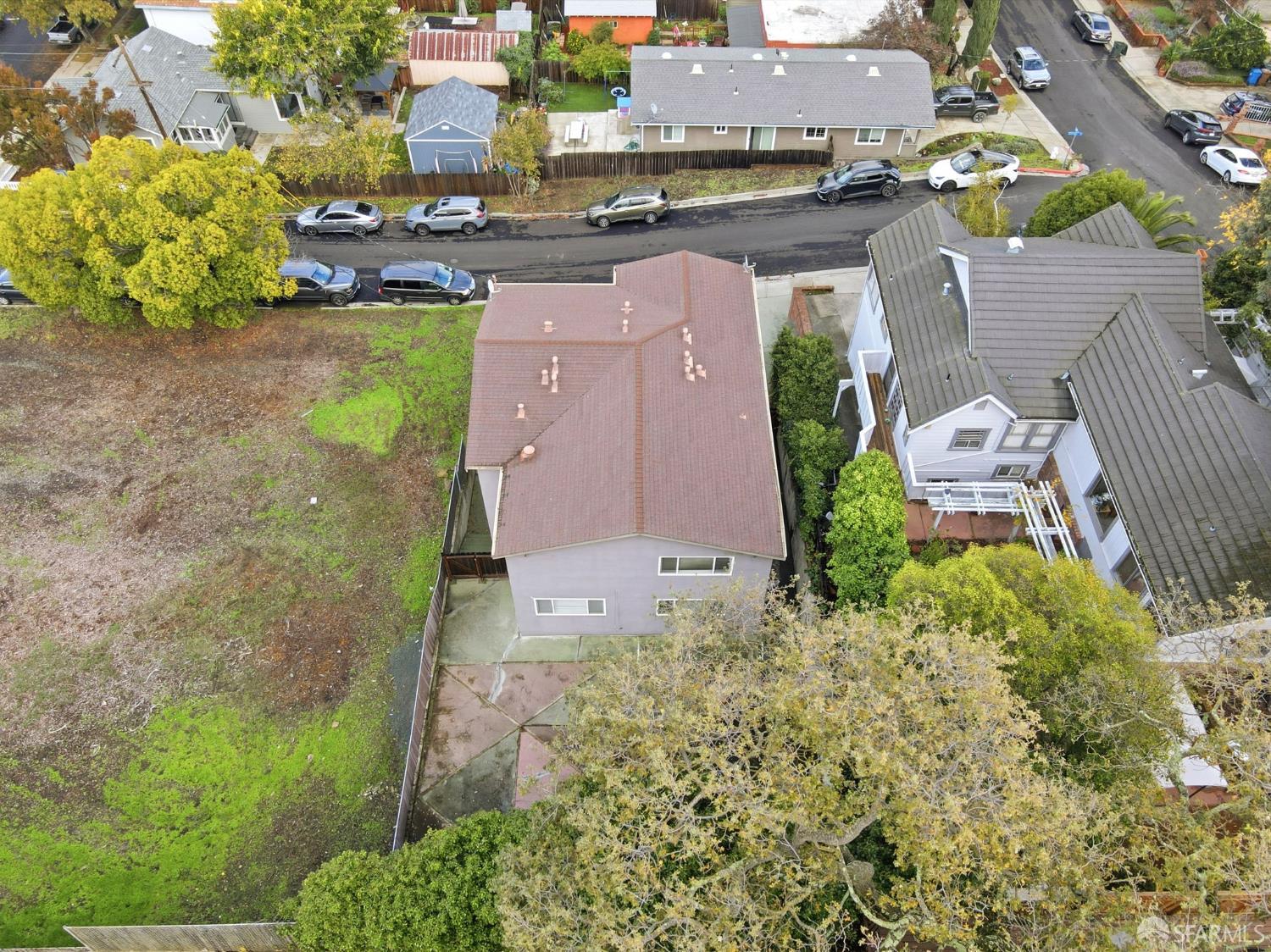 Detail Gallery Image 6 of 14 For 1830 Richardson St, Martinez,  CA 94553 - – Beds | – Baths