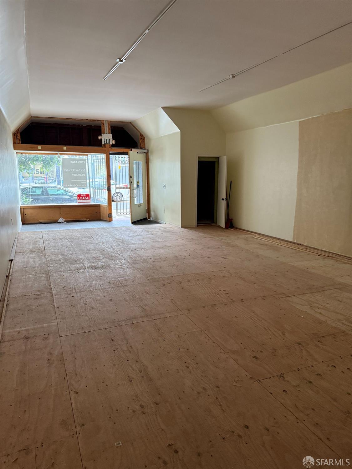 Detail Gallery Image 18 of 20 For 736 14th St, San Francisco,  CA 94114 - – Beds | – Baths