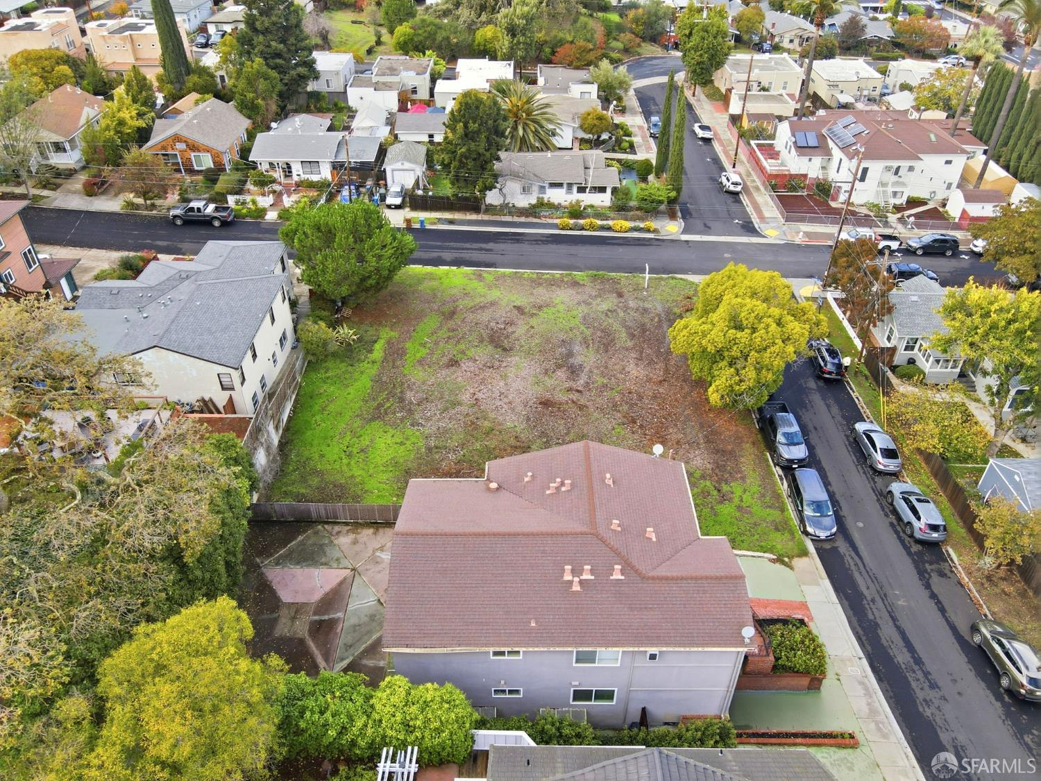 Detail Gallery Image 8 of 14 For 1830 Richardson St, Martinez,  CA 94553 - – Beds | – Baths