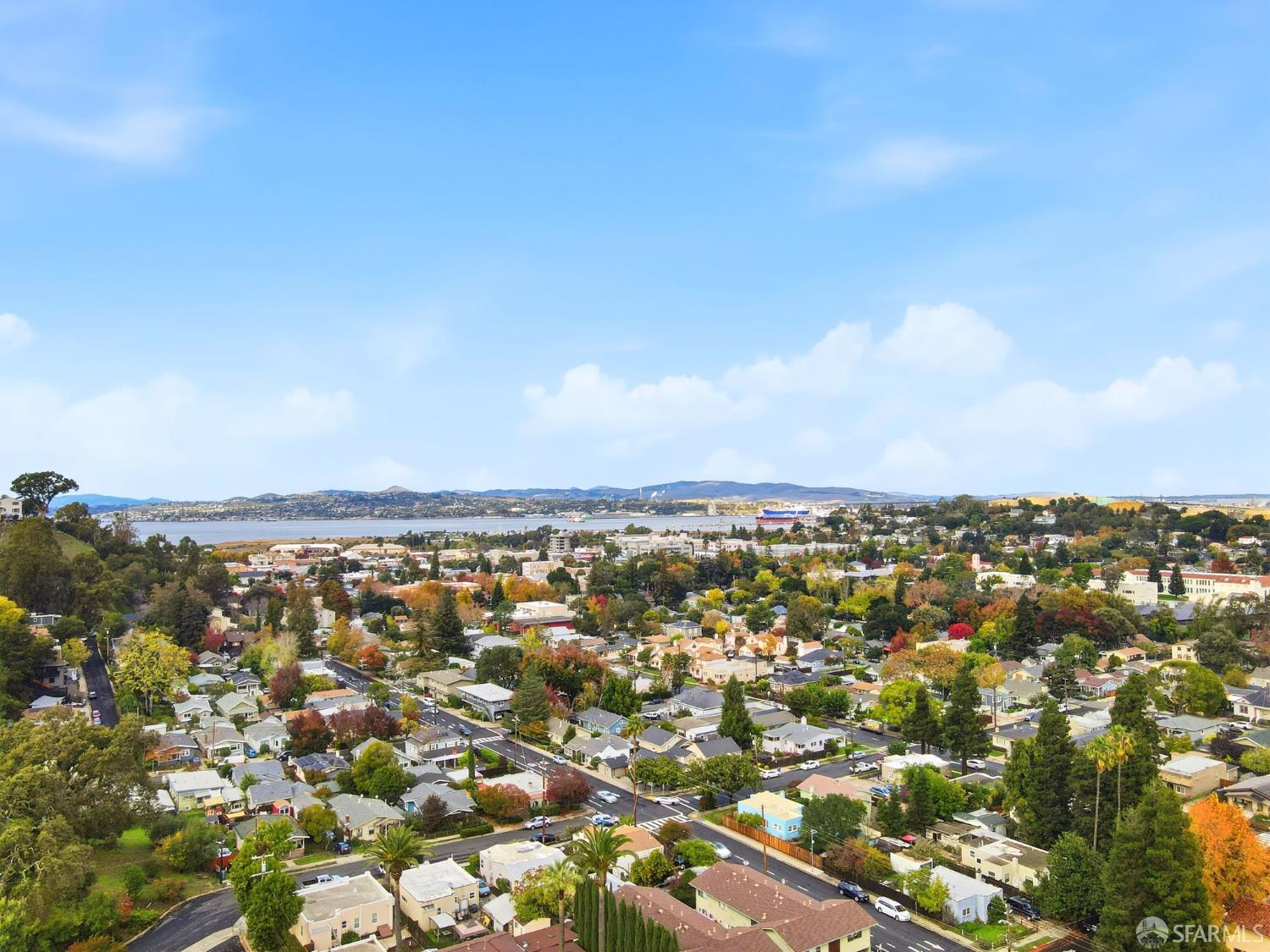 Detail Gallery Image 10 of 14 For 1830 Richardson St, Martinez,  CA 94553 - – Beds | – Baths