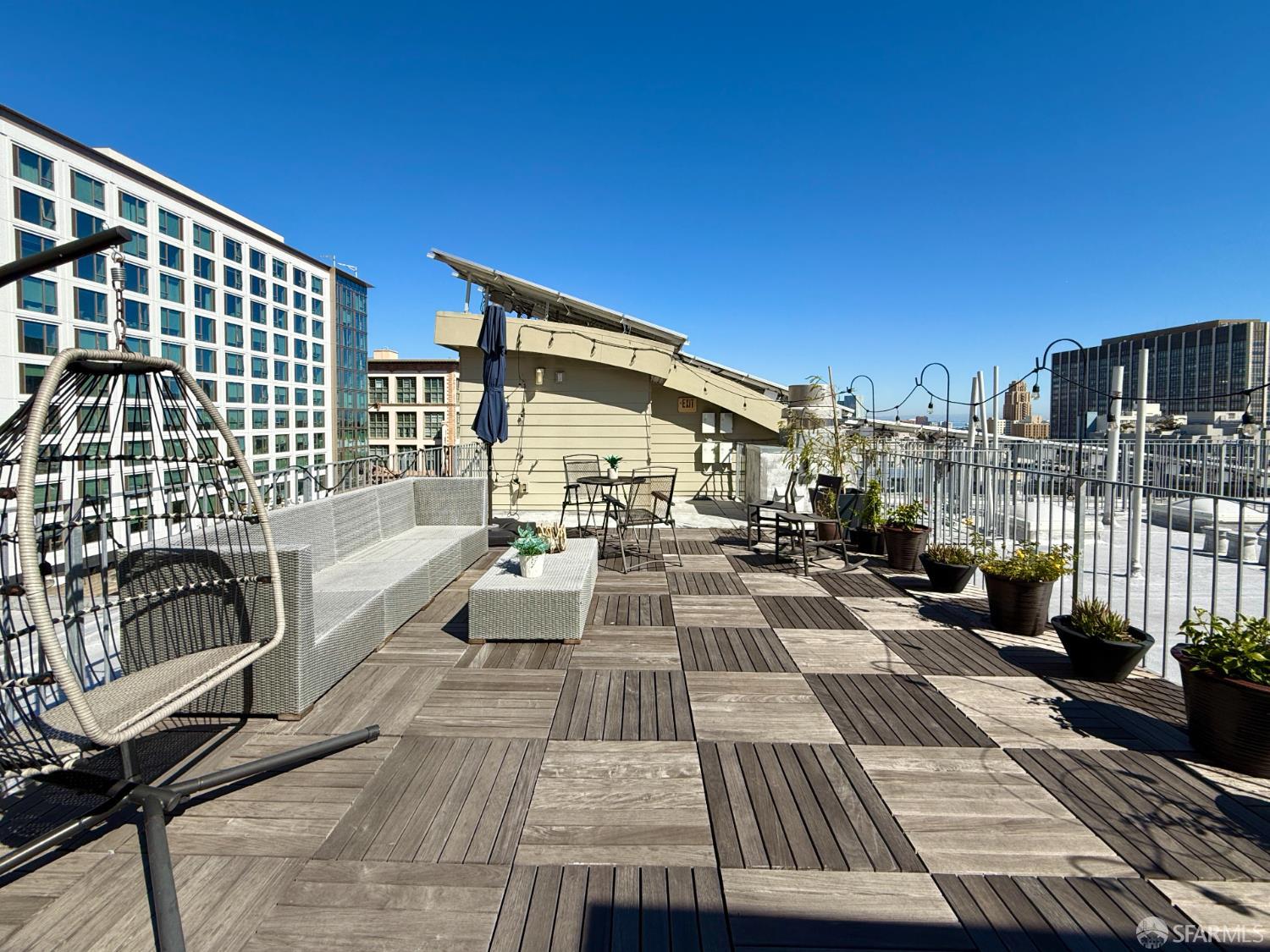 Detail Gallery Image 44 of 66 For 238 Olive St #302,  San Francisco,  CA 94109 - 2 Beds | 2 Baths