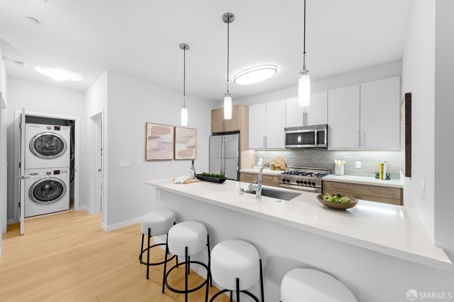 Detail Gallery Image 15 of 66 For 238 Olive St #302,  San Francisco,  CA 94109 - 2 Beds | 2 Baths