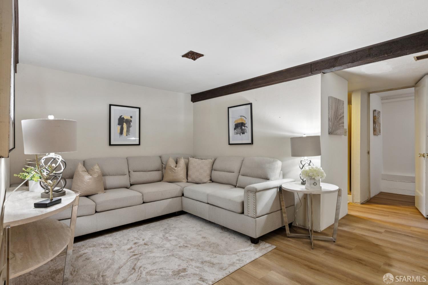 Detail Gallery Image 25 of 33 For 1316 Castillo Ave, Burlingame,  CA 94010 - 3 Beds | 2 Baths