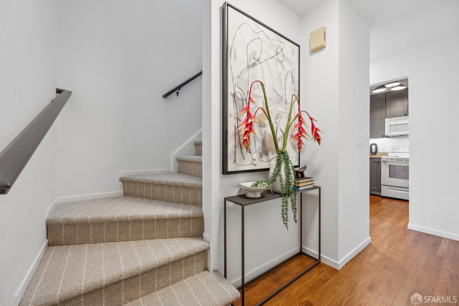 Detail Gallery Image 15 of 41 For 11 Littlefield Ter, San Francisco,  CA 94107 - 3 Beds | 1 Baths