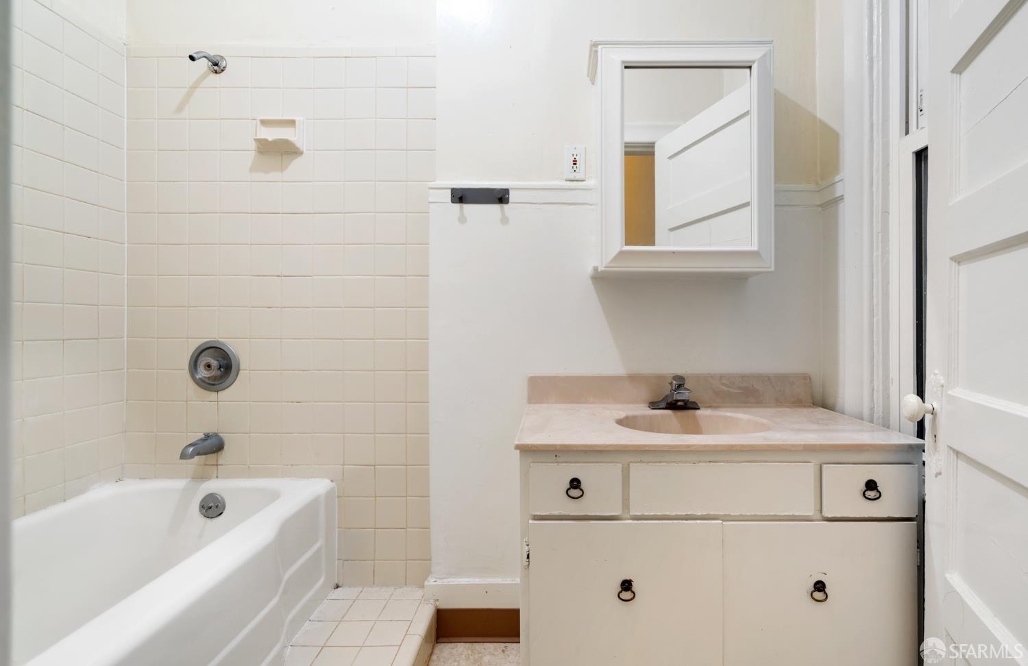 Detail Gallery Image 35 of 41 For 171 23rd Ave, San Francisco,  CA 94121 - – Beds | – Baths