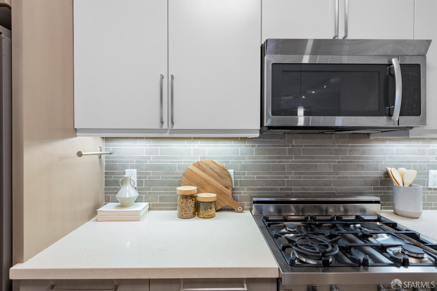 Detail Gallery Image 22 of 66 For 238 Olive St #302,  San Francisco,  CA 94109 - 2 Beds | 2 Baths