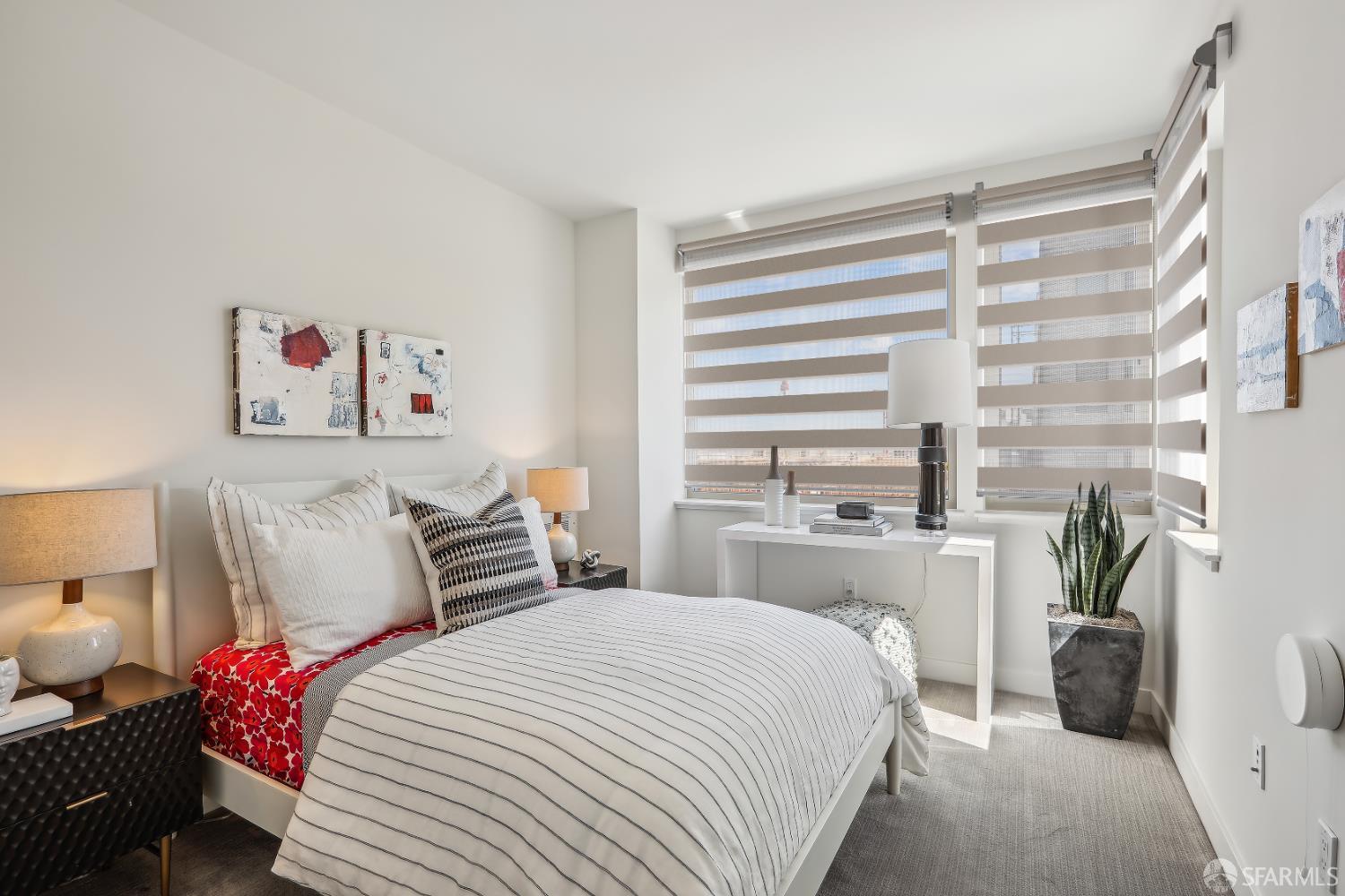 Detail Gallery Image 6 of 14 For 87 Kirkwood Ave, San Francisco,  CA 94124 - 3 Beds | 2/1 Baths