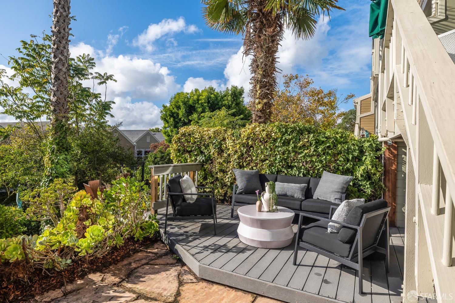 Detail Gallery Image 27 of 41 For 11 Littlefield Ter, San Francisco,  CA 94107 - 3 Beds | 1 Baths