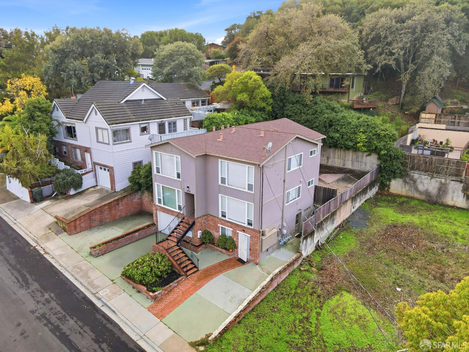 Detail Gallery Image 3 of 14 For 1830 Richardson St, Martinez,  CA 94553 - – Beds | – Baths