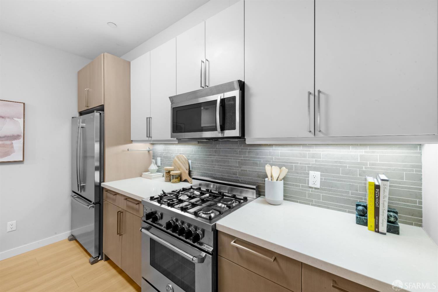 Detail Gallery Image 23 of 66 For 238 Olive St #302,  San Francisco,  CA 94109 - 2 Beds | 2 Baths