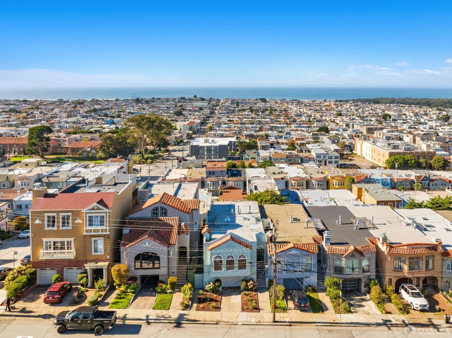 Detail Gallery Image 3 of 76 For 1583 17th Ave, San Francisco,  CA 94122 - 3 Beds | 2/1 Baths