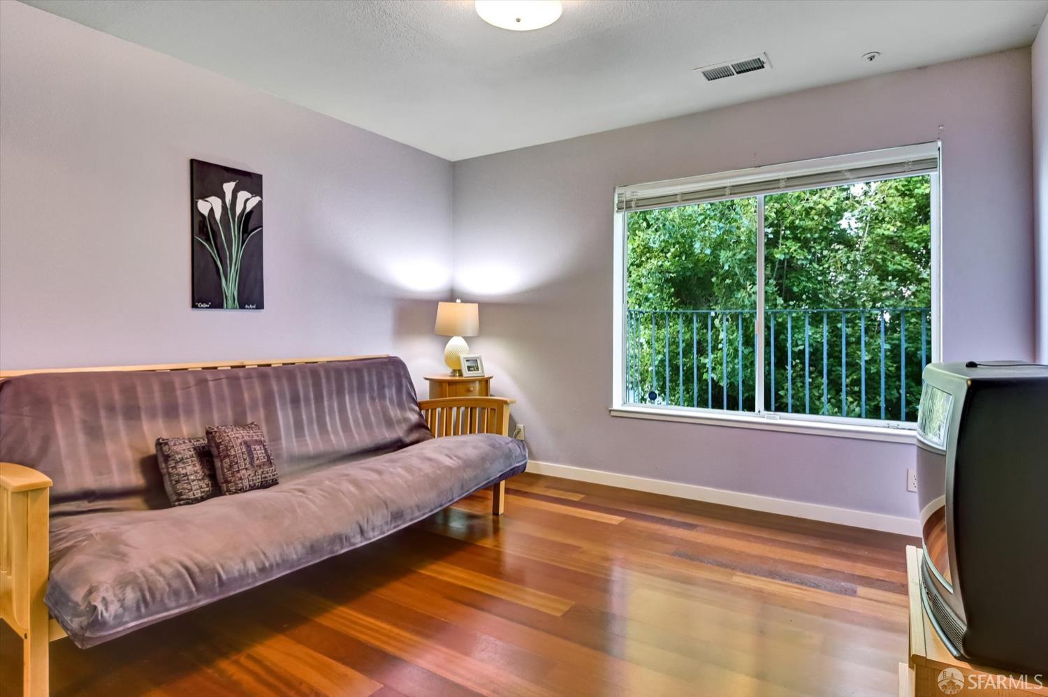 Detail Gallery Image 18 of 33 For 1678 Wallace Ave, San Francisco,  CA 94124 - 3 Beds | 2 Baths