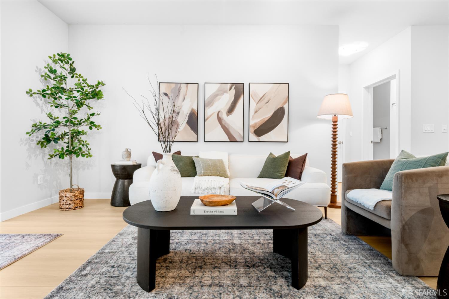 Detail Gallery Image 3 of 66 For 238 Olive St #302,  San Francisco,  CA 94109 - 2 Beds | 2 Baths