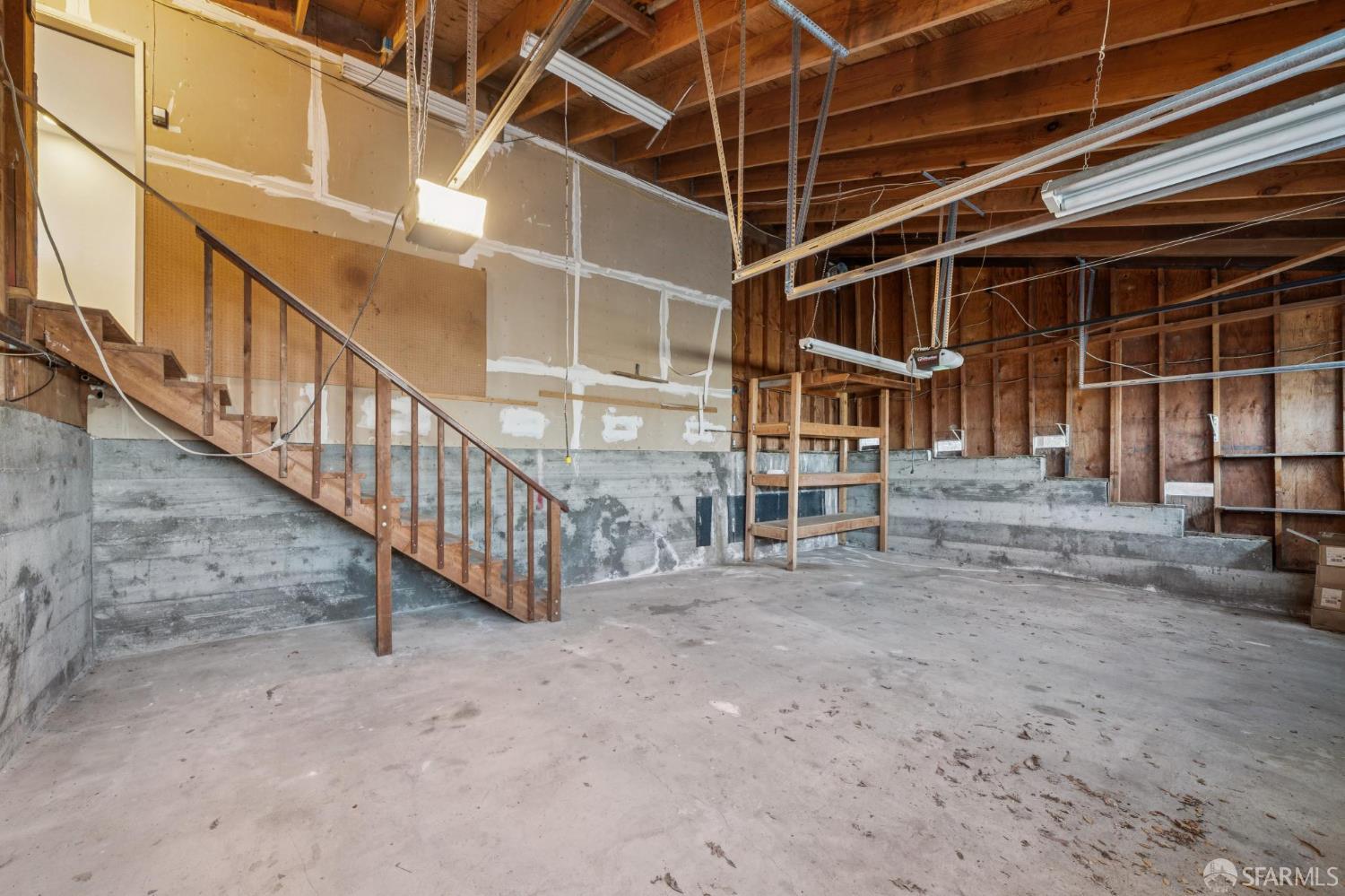 Detail Gallery Image 64 of 67 For 305 Lindsey Dr, Martinez,  CA 94553 - 4 Beds | 3/2 Baths