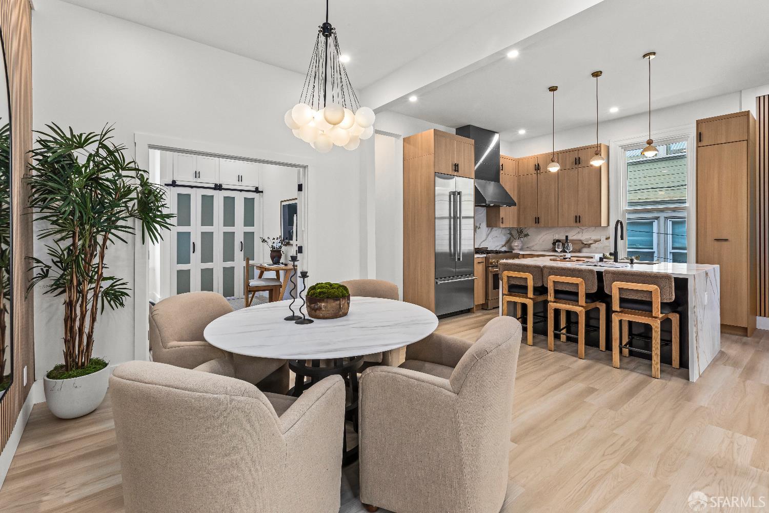 Detail Gallery Image 4 of 17 For 1319 Lyon St, San Francisco,  CA 94115 - 4 Beds | 3 Baths