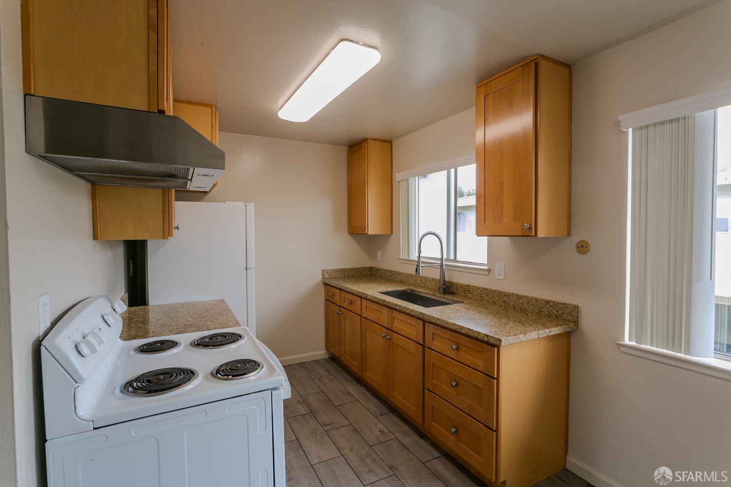 Detail Gallery Image 9 of 19 For 4567 Hamilton Ave, San Jose,  CA 95130 - – Beds | – Baths