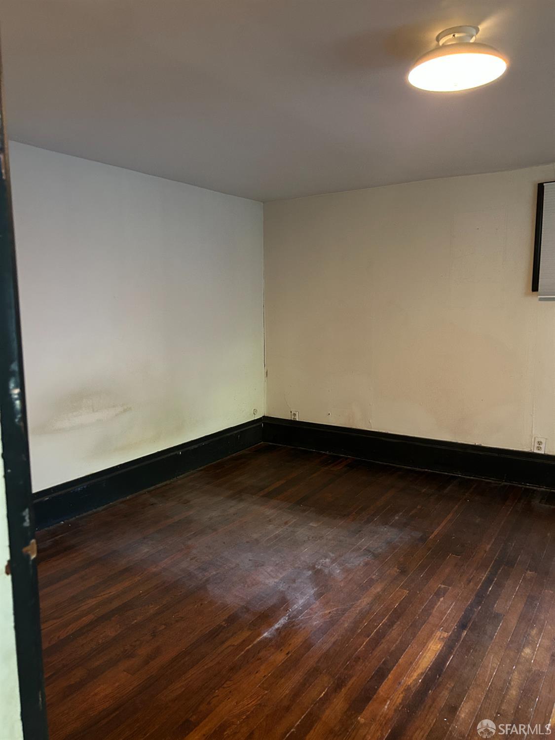 Photo #9: 425086983 Listing: Photo #9