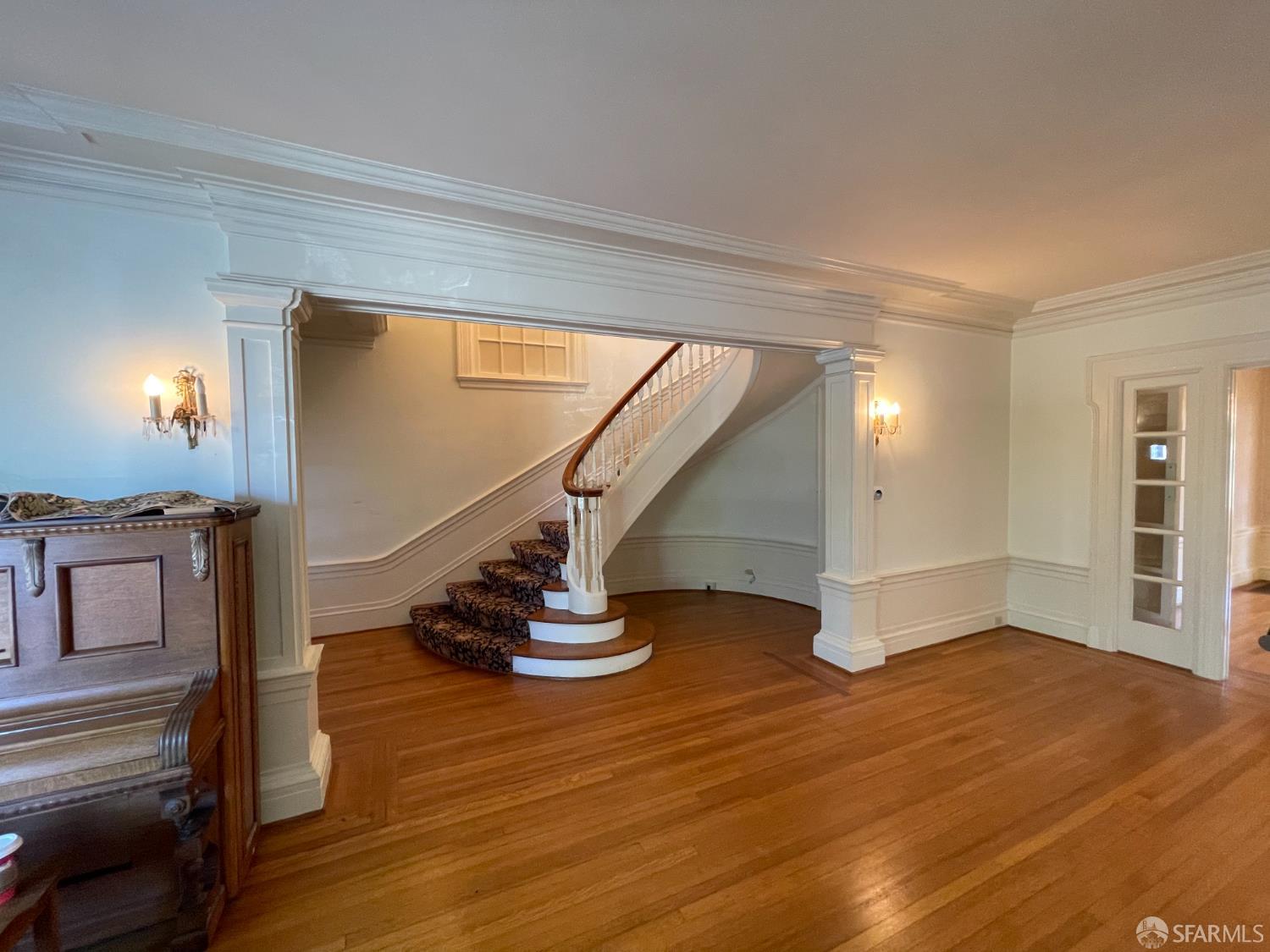 Detail Gallery Image 7 of 43 For 2466 34th Ave, San Francisco,  CA 94116 - 4 Beds | 2/1 Baths