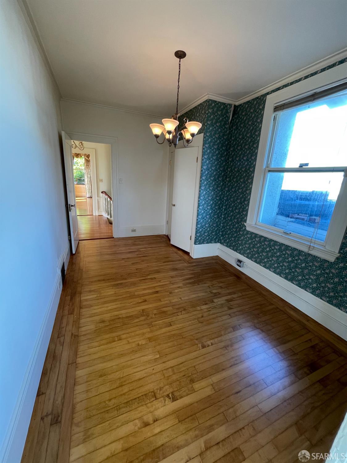 Detail Gallery Image 16 of 43 For 2466 34th Ave, San Francisco,  CA 94116 - 4 Beds | 2/1 Baths