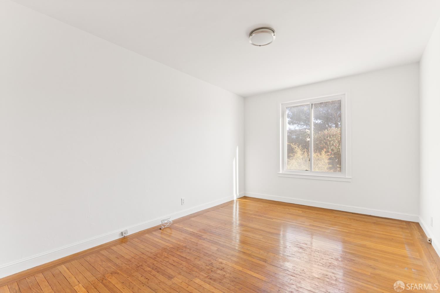 Detail Gallery Image 23 of 39 For 2666 44th Ave, San Francisco,  CA 94116 - 3 Beds | 2 Baths