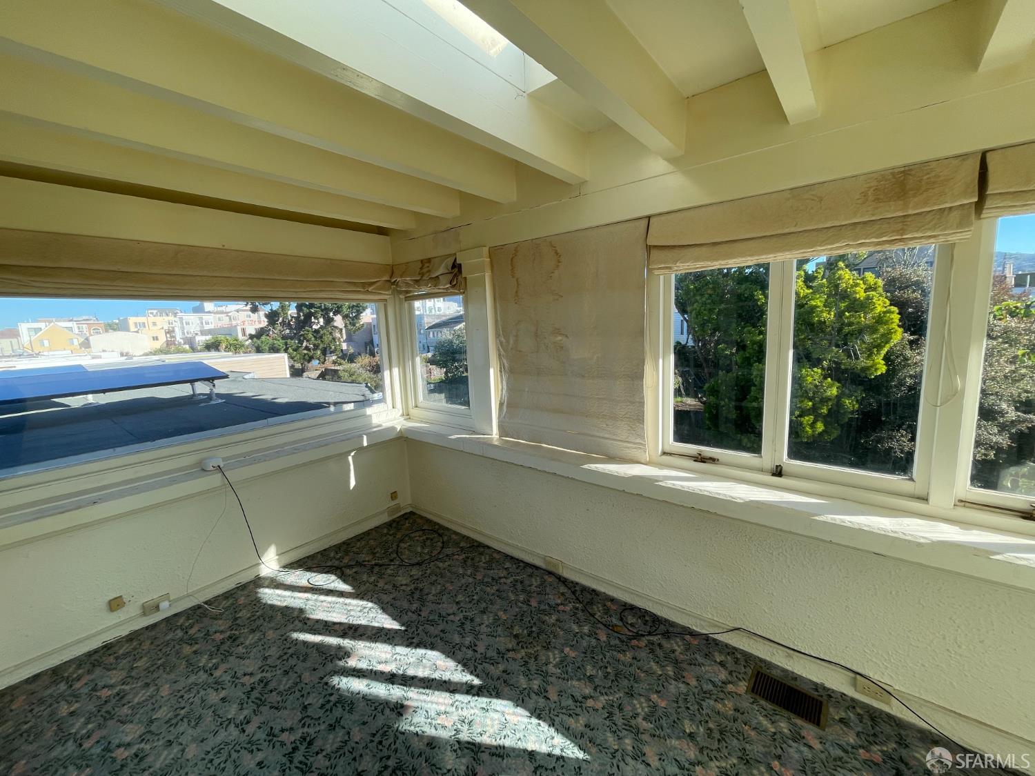 Detail Gallery Image 23 of 43 For 2466 34th Ave, San Francisco,  CA 94116 - 4 Beds | 2/1 Baths