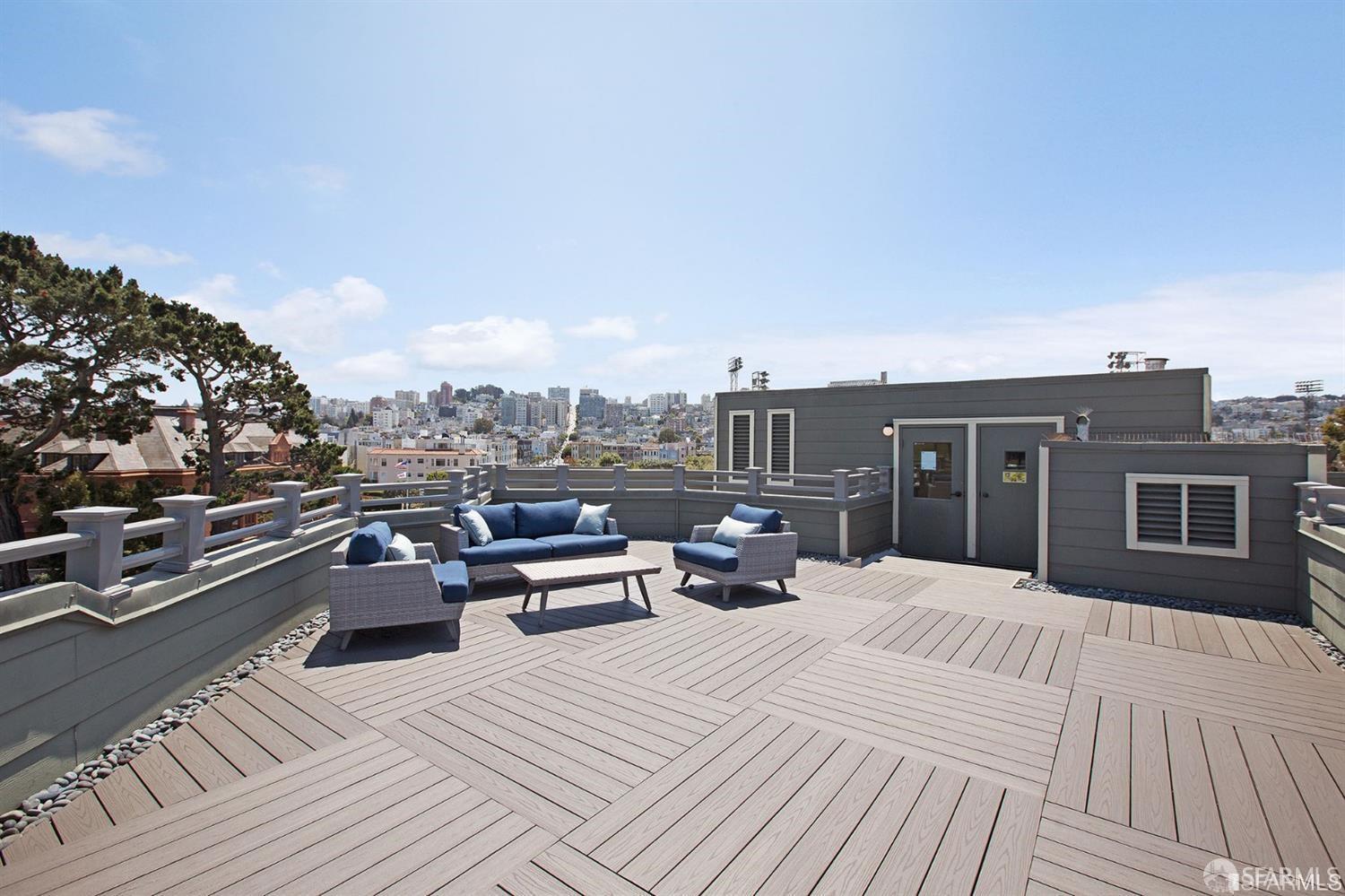 Detail Gallery Image 2 of 17 For 3501 Laguna St #208,  San Francisco,  CA 94123 - 1 Beds | 1 Baths