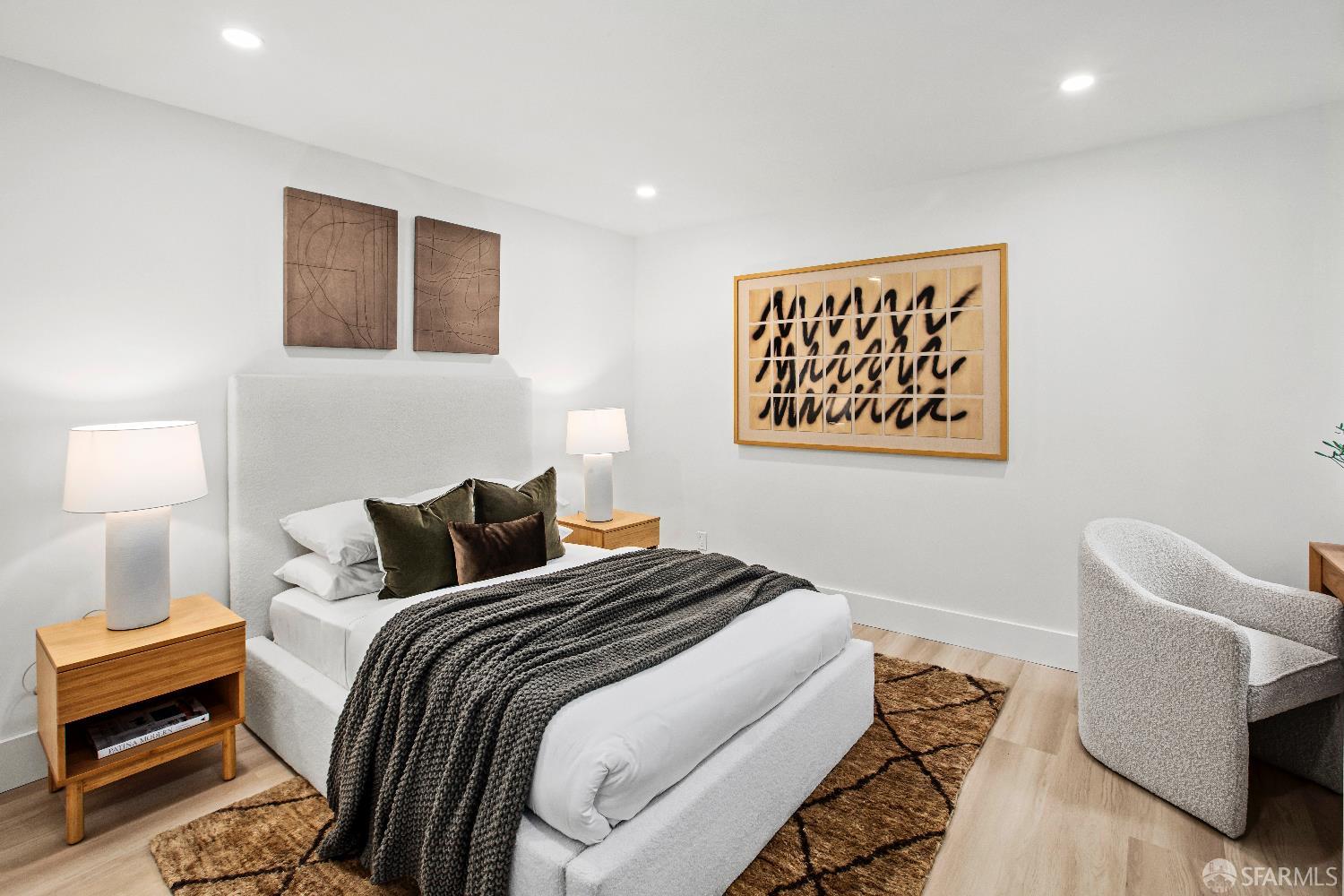 Detail Gallery Image 11 of 17 For 1319 Lyon St, San Francisco,  CA 94115 - 4 Beds | 3 Baths