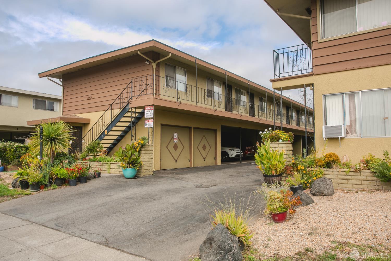 Detail Gallery Image 3 of 19 For 4567 Hamilton Ave, San Jose,  CA 95130 - – Beds | – Baths