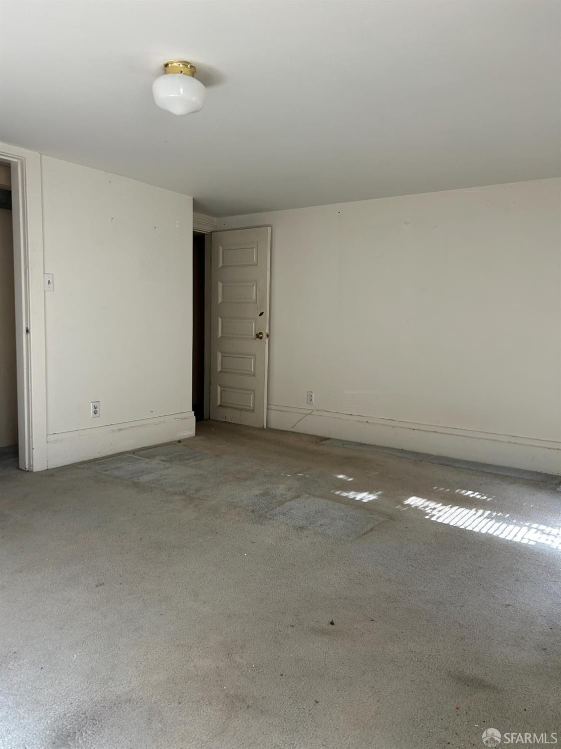 Photo #7: 425086983 Listing: Photo #7