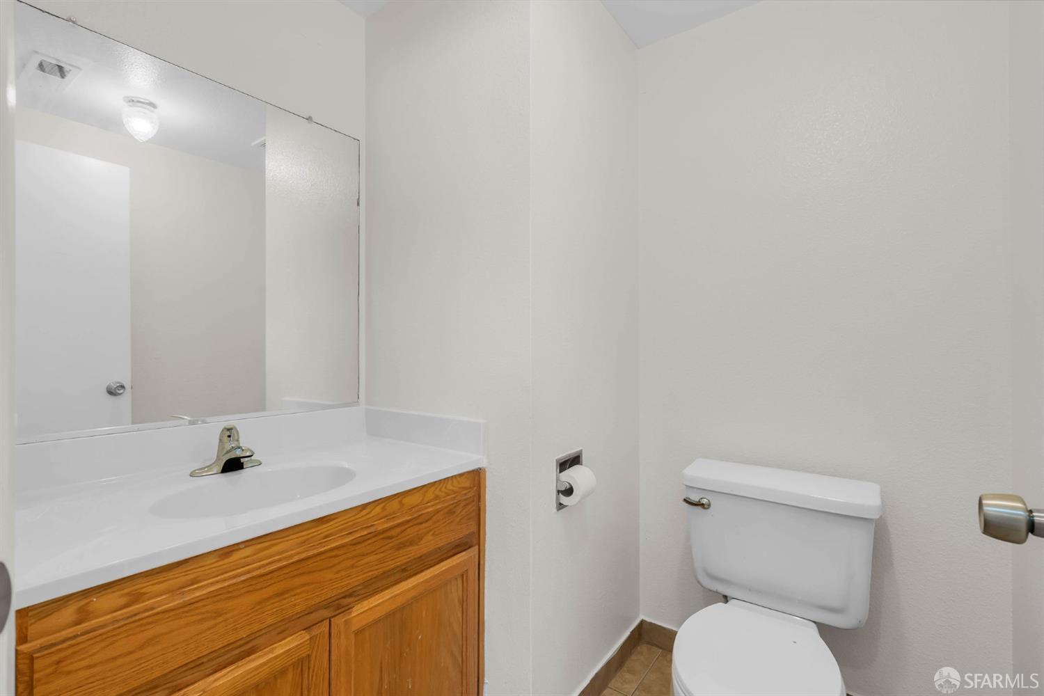 Detail Gallery Image 19 of 42 For 5329 Catanzaro Way, Antioch,  CA 94531 - 4 Beds | 2/1 Baths