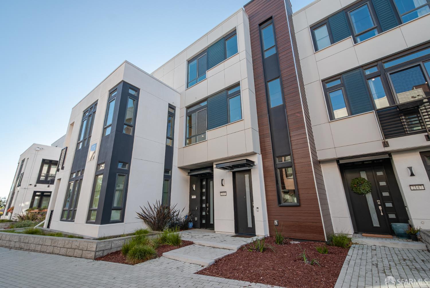 Detail Gallery Image 34 of 41 For 2137 Starling Ln #502,  Alameda,  CA 94501 - 3 Beds | 2/1 Baths